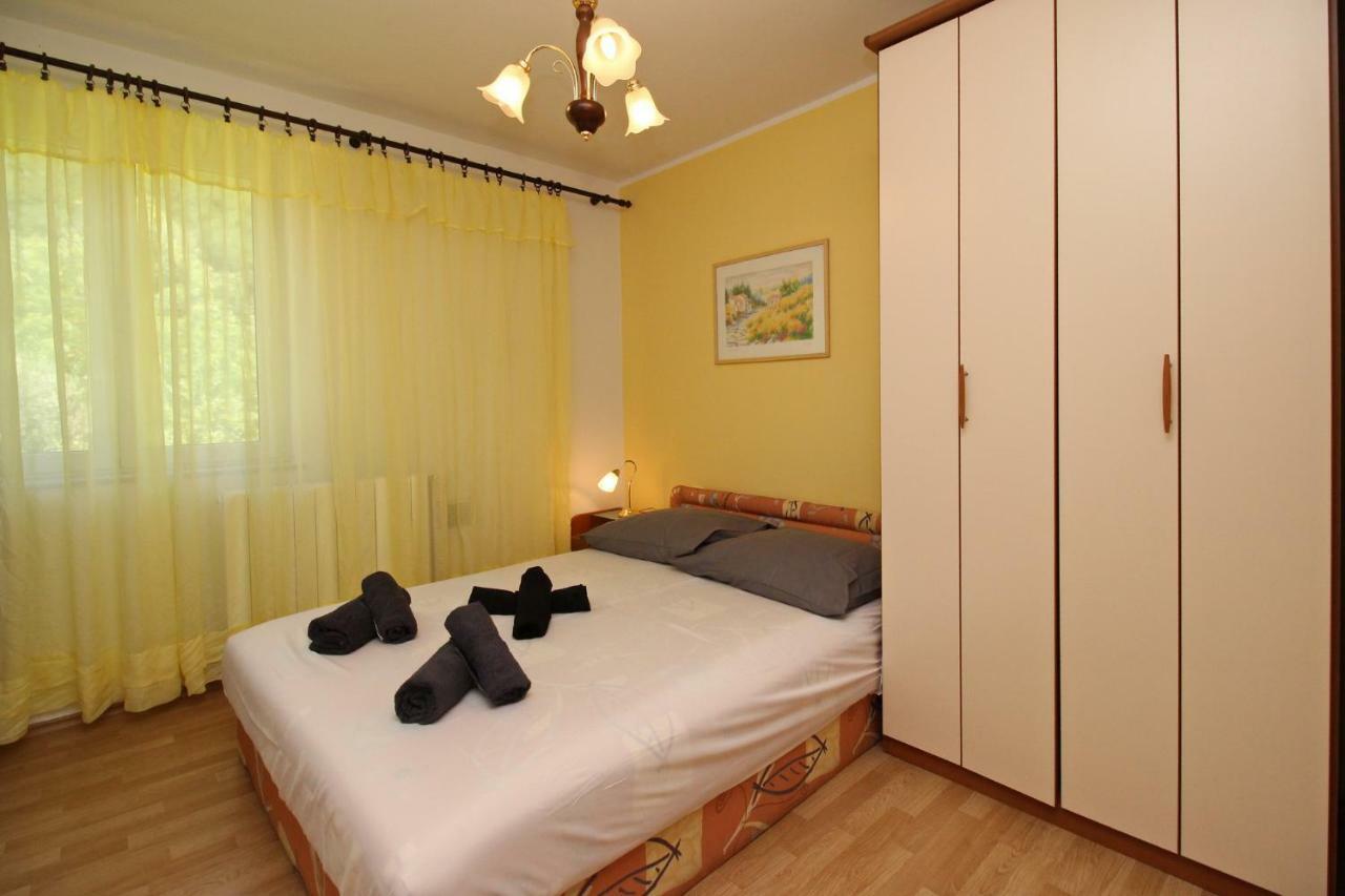 Apartments Alex Baška Exterior foto